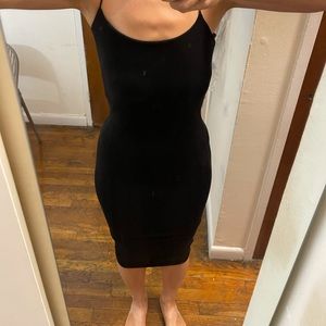 Gorgeous New Black J Lux Label Queens Cord Dress. Like New. ❤️✨